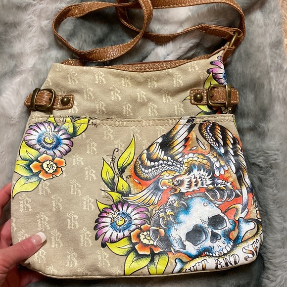 Ecko crossbody with painted rock detailing and red interior - Picture 3 of 13